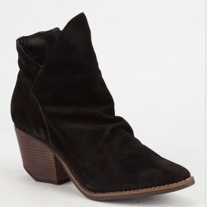 Amuse Society x Matisse Black Suede Booties